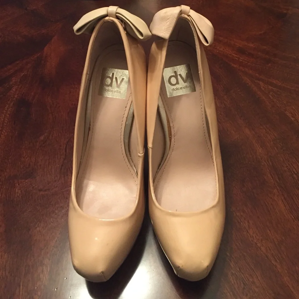 🔴 DV by Dolce Vita blush bow pumps